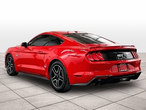 Used 2019 Ford Mustang GT RWD image 10