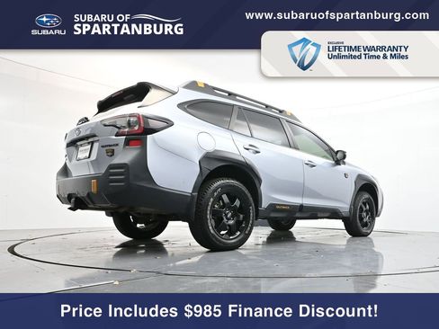Used 2022 Subaru Outback Wilderness w/ Wilderness Package image 32