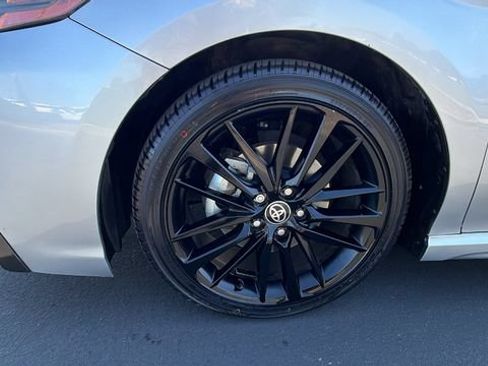 Used 2021 Toyota Camry XSE FWD image 10