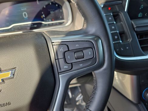 Used 2023 Chevrolet Suburban LT image 20