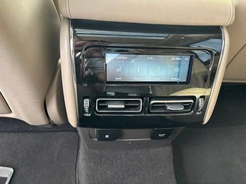 Used 2020 Lincoln Aviator Reserve w/ Equipment Group 201A RWD image 17