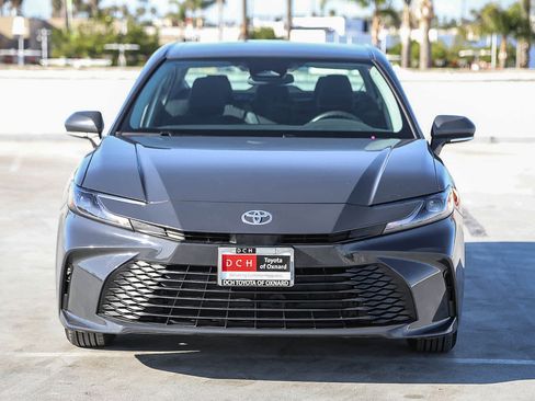 Certified 2025 Toyota Camry LE FWD image 4