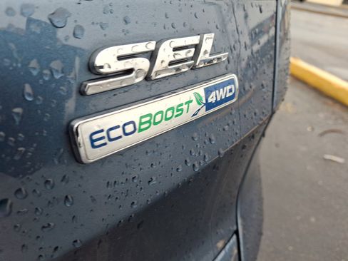 Used 2018 Ford Escape SEL image 33