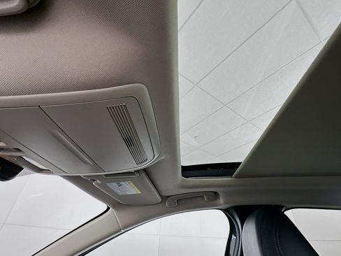 Used 2025 MAZDA CX-50 AWD 2.5 Hybrid w/ Premium Pkg image 26