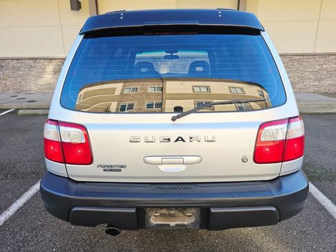 Used 2002 Subaru Forester L AWD/4WD image 4
