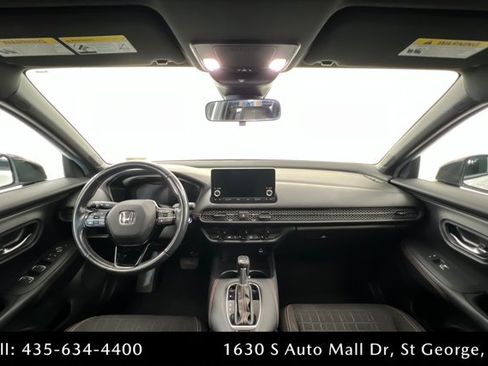Used 2023 Honda HR-V Sport image 9