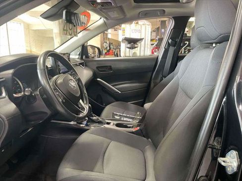 Used 2022 Toyota Corolla Cross LE w/ Moonroof Package AWD/4WD image 14