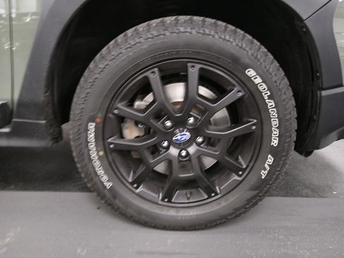 Used 2024 Subaru Crosstrek 2.5i Wilderness AWD/4WD image 31
