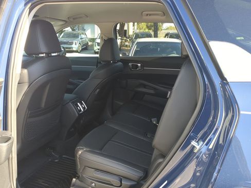 New 2026 Kia Sorento EX image 13
