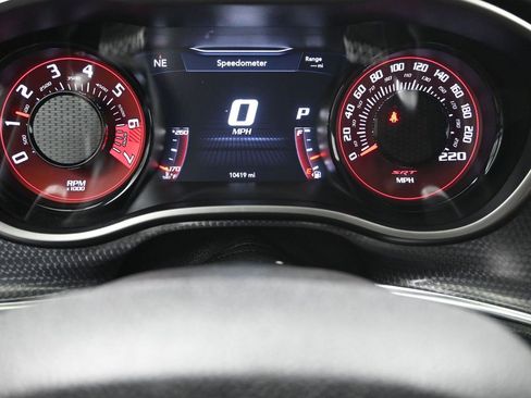 Used 2019 Dodge Challenger SRT Hellcat Redeye image 13