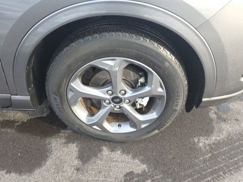 Used 2024 Ford Escape ST-Line w/ Cold Weather Package image 4