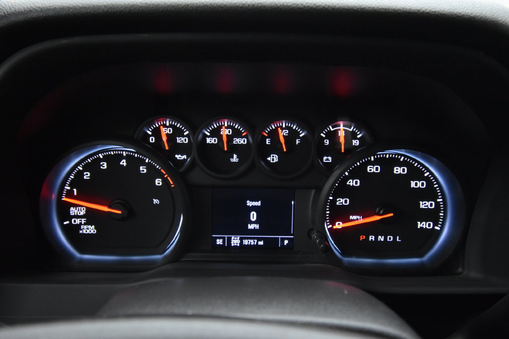 Used 2022 Chevrolet Silverado 1500 Custom Trail Boss AWD/4WD image 15