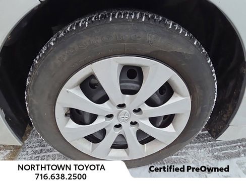 Used 2023 Toyota Corolla LE image 13