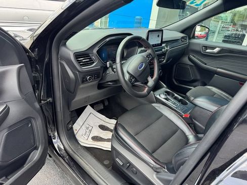 Used 2025 Ford Escape ST-Line Select AWD/4WD image 10