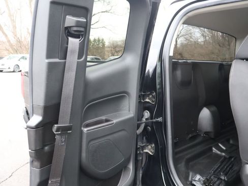 Certified 2022 Chevrolet Colorado LT w/ Fleet Safety Package image 43