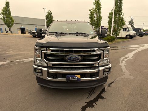 Used 2022 Ford F250 Lariat w/ Lariat Value Package AWD/4WD image 2