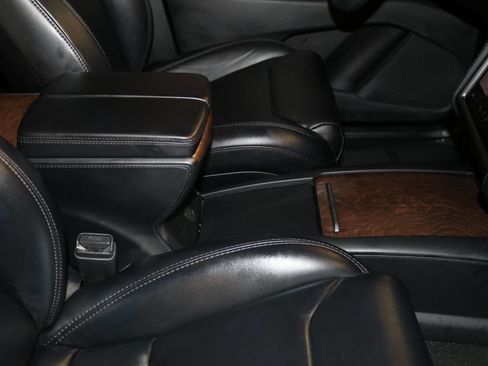 Used 2020 Tesla Model X image 60