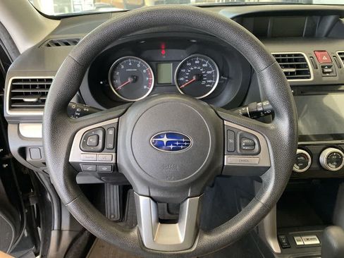 Used 2017 Subaru Forester 2.5i Premium w/ All-Weather Package AWD/4WD image 17