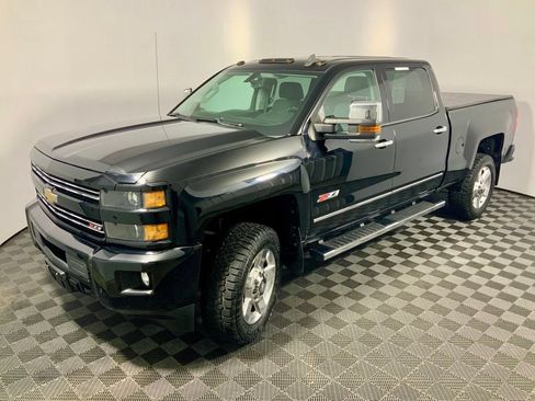 Used 2017 Chevrolet Silverado 2500 LT w/ Custom Sport Edition AWD/4WD image 9