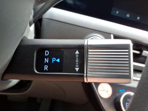 Used 2025 Hyundai Sonata SEL FWD image 25