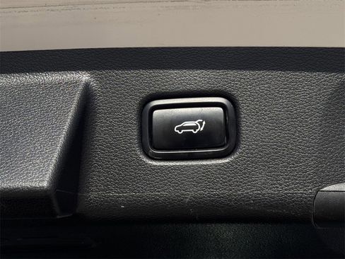 Used 2021 Kia Telluride SX w/ SX Prestige Package image 36