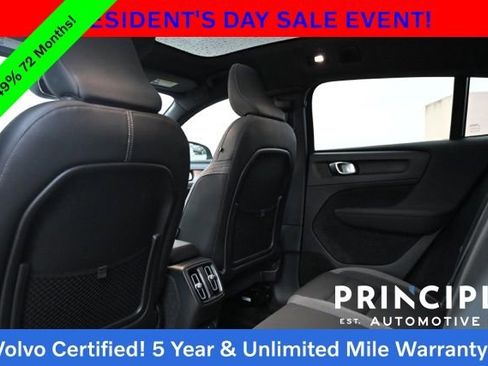 Certified 2023 Volvo C40 Recharge Core w/ Climate Package image 32