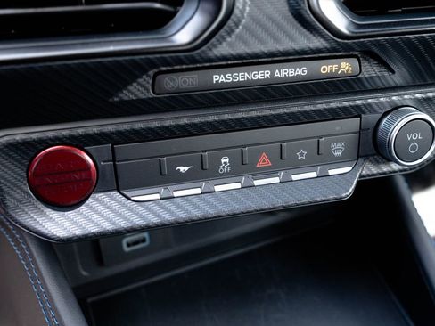 Used 2025 Ford Mustang Dark Horse RWD image 39