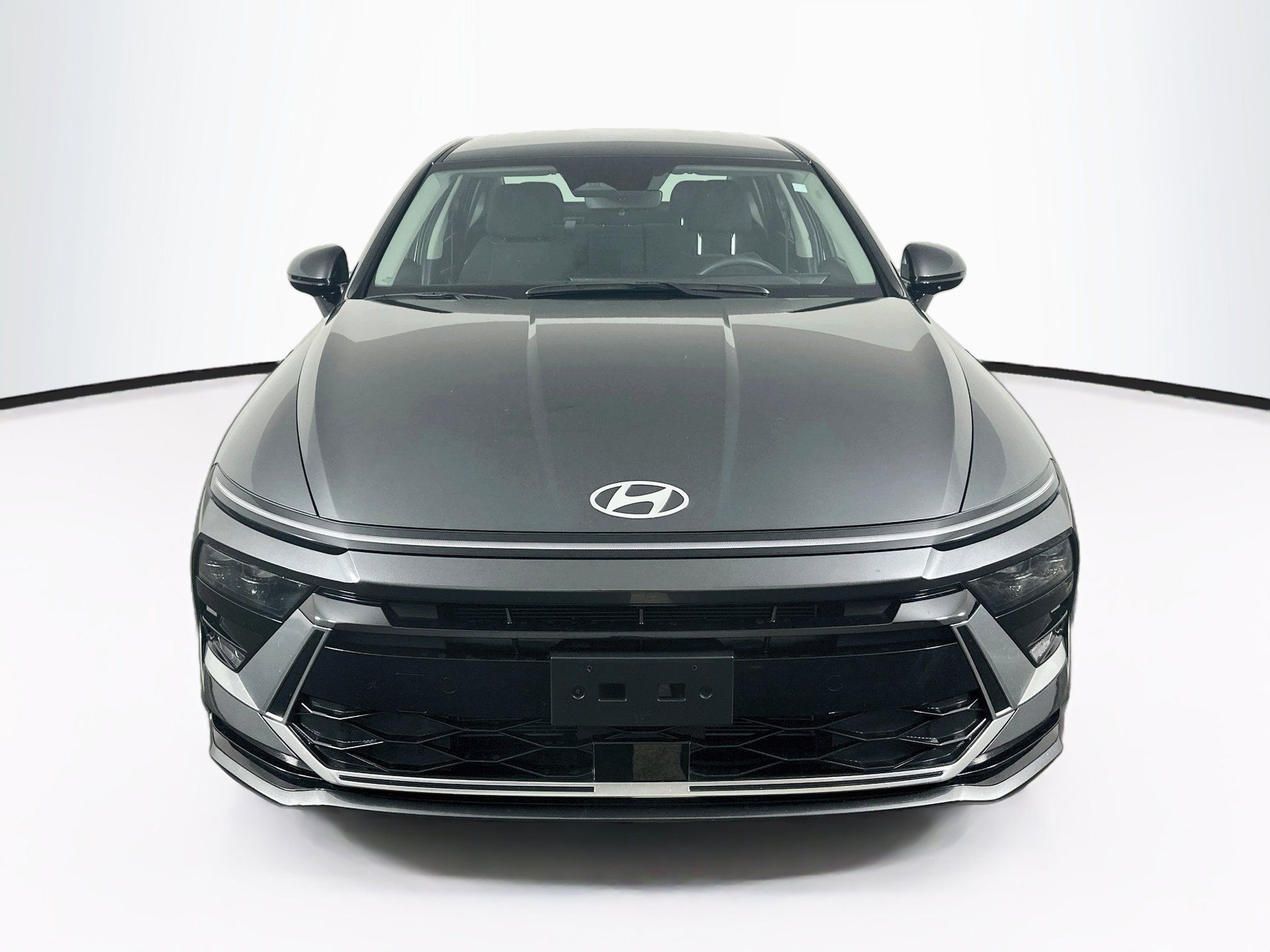 Used 2025 Hyundai Sonata SEL FWD image 2