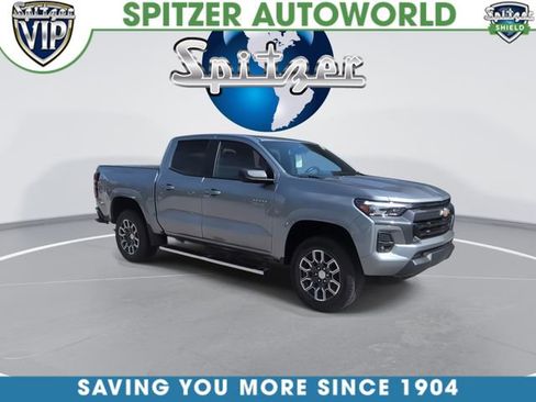 Used 2023 Chevrolet Colorado LT w/ LT Convenience Package III image 2