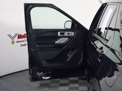 Used 2020 Ford Explorer ST w/ Premium Technology Package AWD/4WD image 24