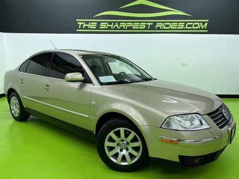Used 2001 Volkswagen Passat GLS AWD/4WD image 1