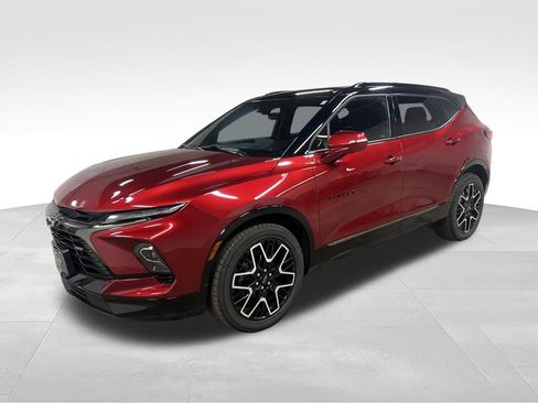 Used 2023 Chevrolet Blazer RS w/ Driver Confidence II Package AWD/4WD image 5