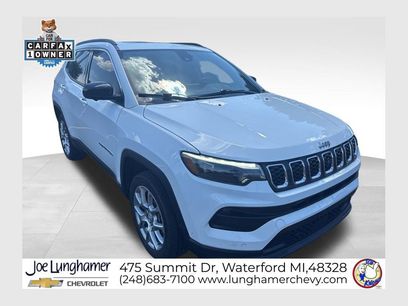 Used 2024 Jeep Compass Latitude w/ Sun and Sound Group