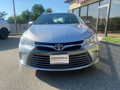 Used 2017 Toyota Camry LE FWD image 5