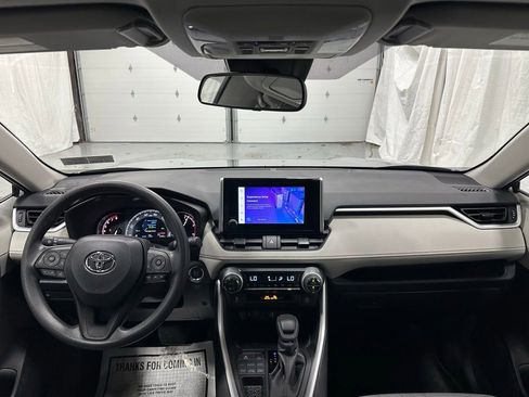Used 2025 Toyota RAV4 XLE w/ Convenience Package AWD/4WD image 35