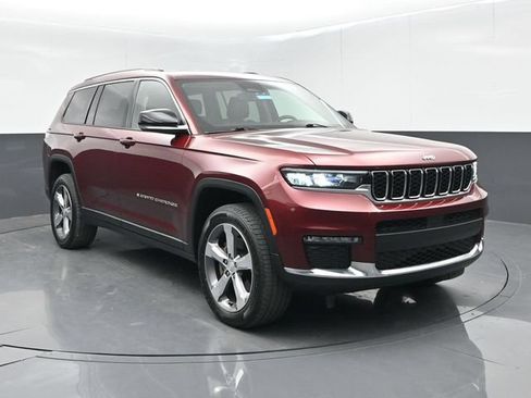 Used 2022 Jeep Grand Cherokee L Limited AWD/4WD image 1