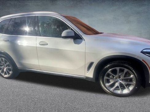 Used 2023 BMW X5 xDrive40i w/ Premium Package image 31