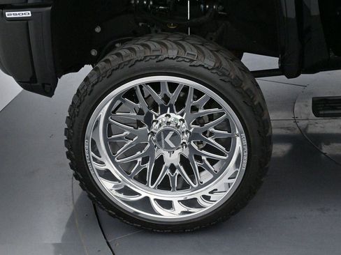 Used 2025 GMC Sierra 2500 AT4 w/ AT4 Premium Plus Package AWD/4WD image 38