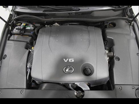 Used 2013 Lexus IS 250C w/ Luxury Pkg RWD image 16