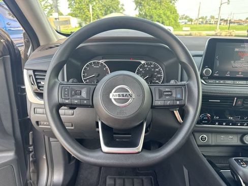 Used 2021 Nissan Rogue SV FWD image 11