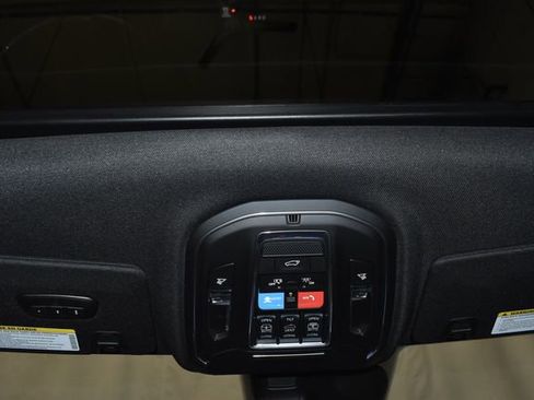 New 2025 Jeep Grand Cherokee Limited w/ Trailer Tow Package image 21