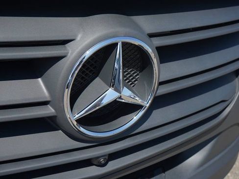 New 2025 Mercedes-Benz Sprinter 2500 image 11