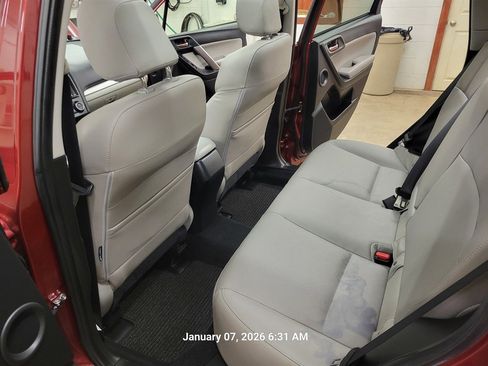 Used 2015 Subaru Forester 2.5i Limited image 12