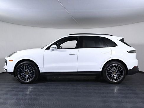 Certified 2023 Porsche Cayenne AWD/4WD image 2