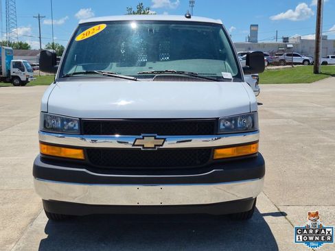Certified 2024 Chevrolet Express 2500 w/ Driver Convenience Package RWD image 2