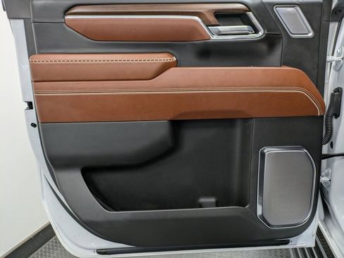 Used 2024 GMC Sierra 3500 Denali Ultimate image 21