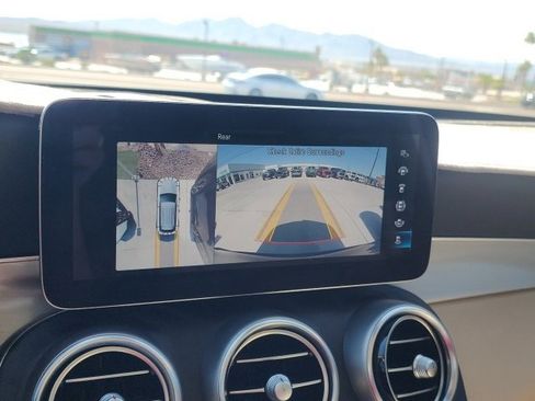 Used 2021 Mercedes-Benz GLC 300 4MATIC image 30