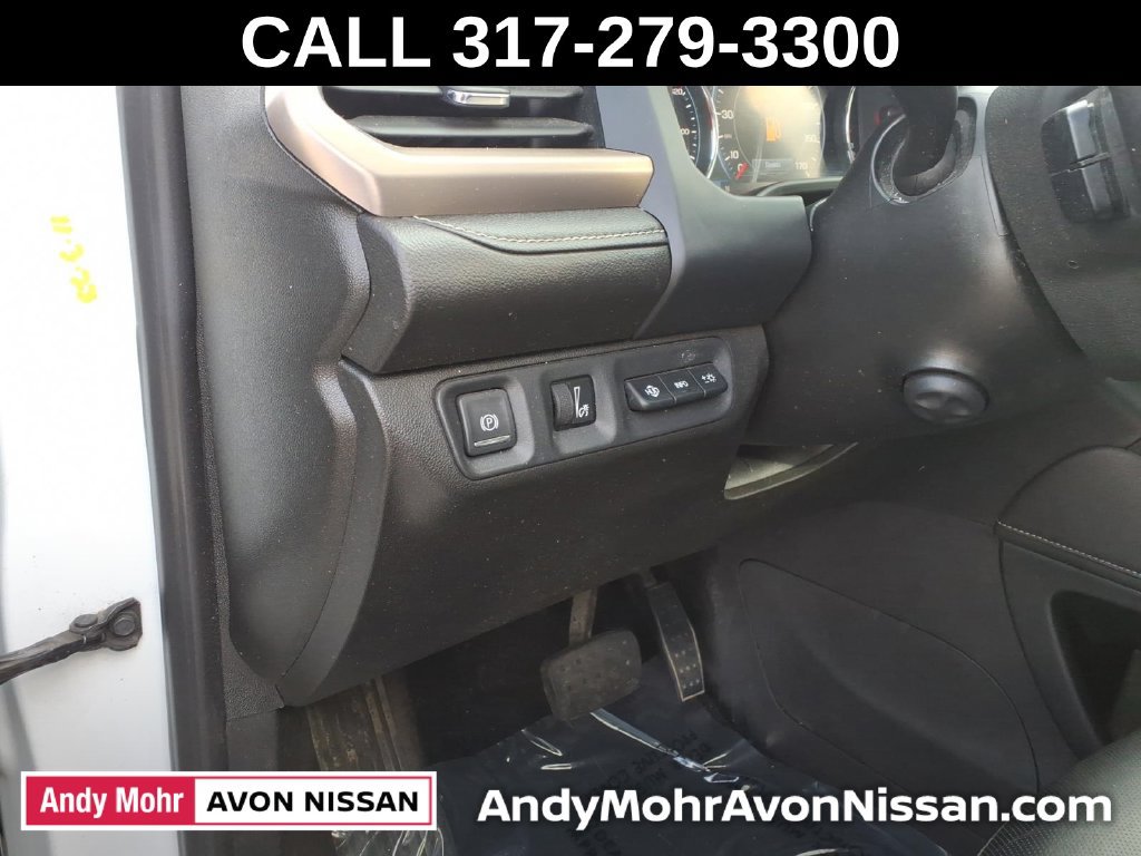 Used 2021 GMC Acadia Denali w/ Denali Technology Package FWD image 21