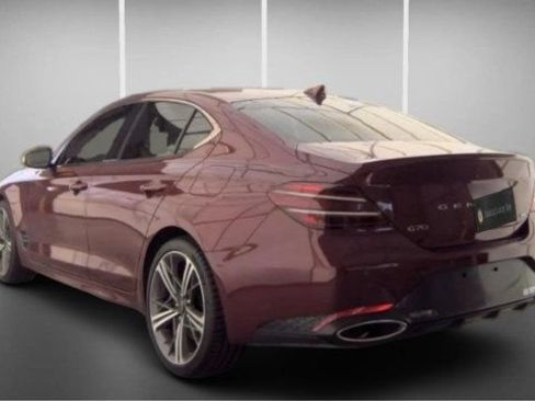 Used 2024 Genesis G70 3.3T Advanced RWD image 3