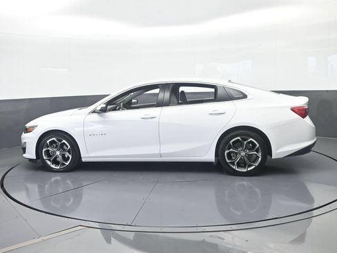 Used 2024 Chevrolet Malibu LT FWD image 3